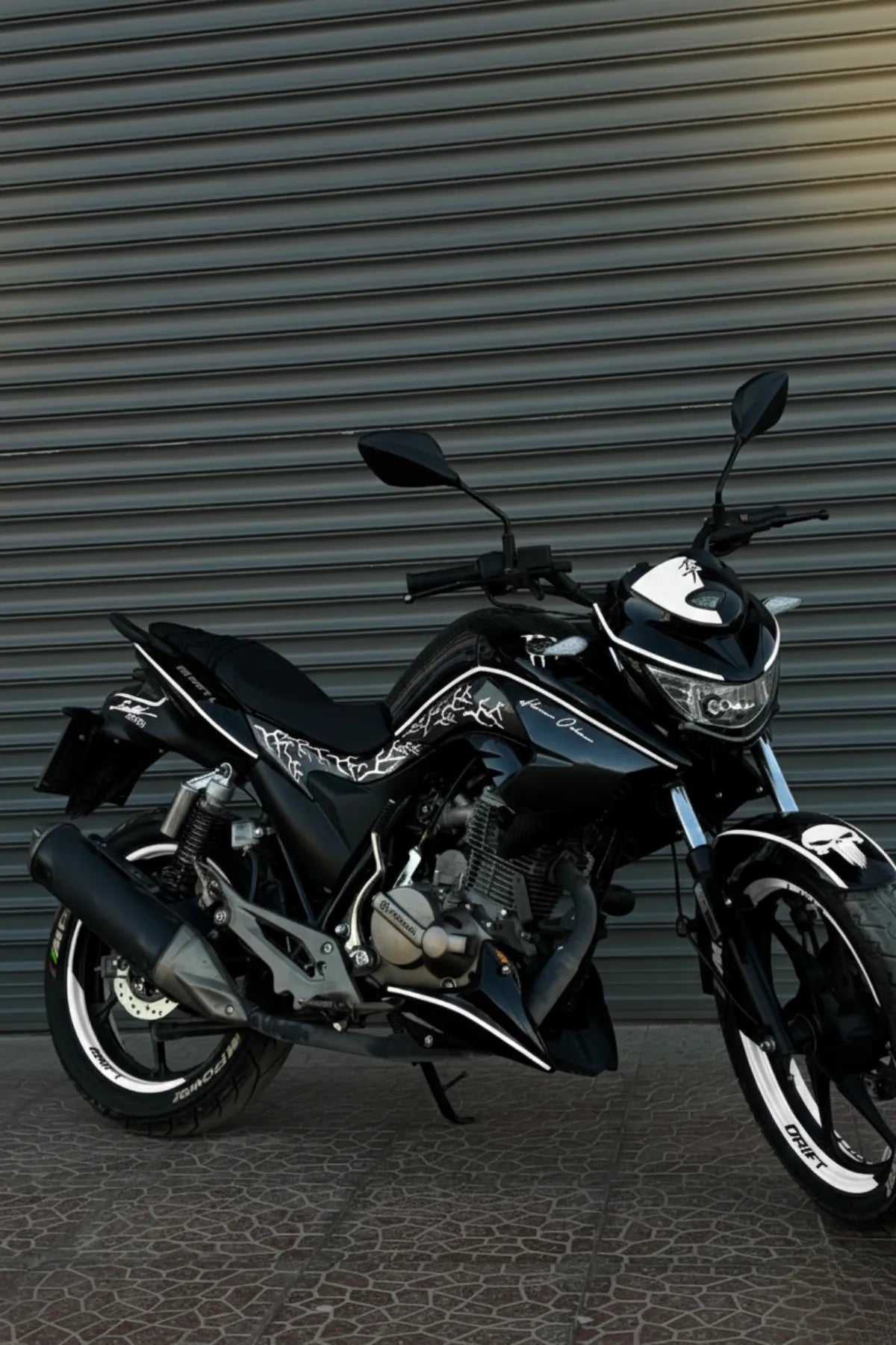 Mondial Drift-L için Beyaz Renk 51 Parça Komple Sticker Seti
