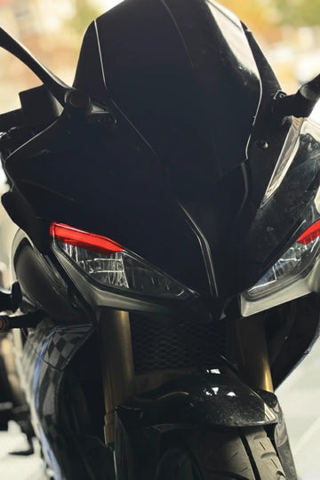 RKS SRK125R Racing Model için Kırmızı Renk Gündüz Ledi Far Sticker Etiket