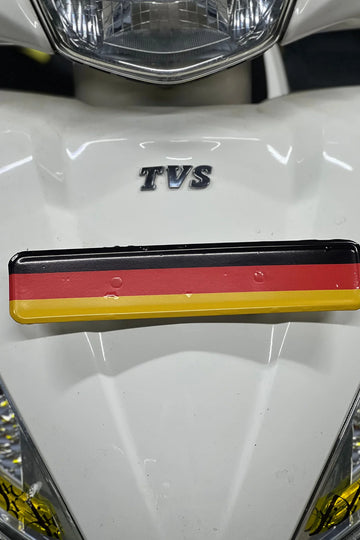 TVS Jupiter 125 için Ön Plakalık Uyumlu Alman Bayraklı Sticker Etiket