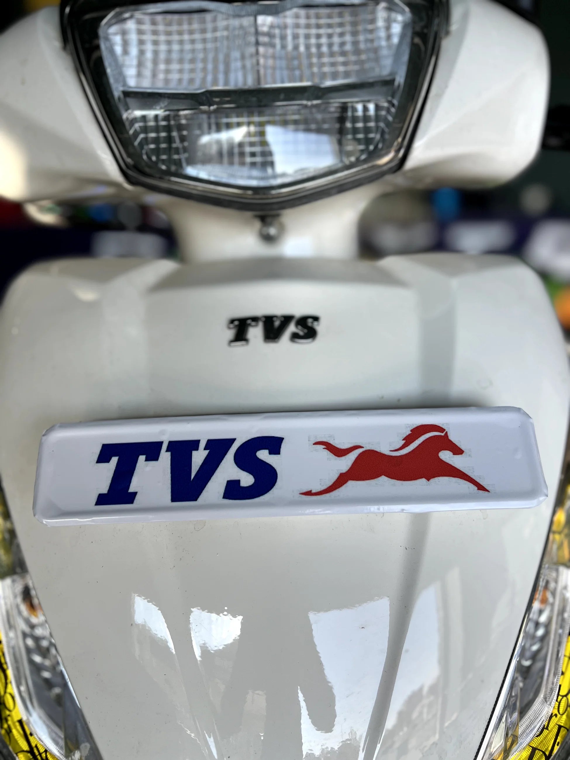 TVS Jupiter Ön Plakalık için TVS AT Temalı Plakalık Sticker Seti
