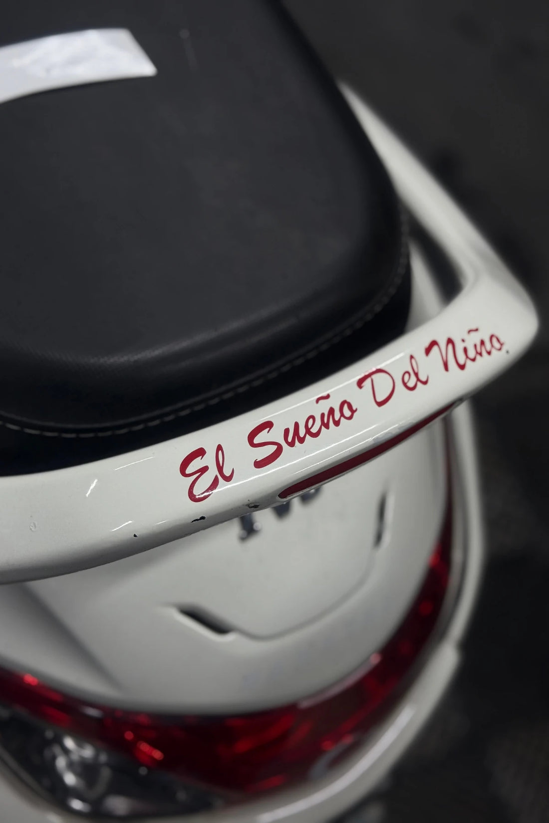 Motosiklet için El Sueno El Nino (Bir Çocuğun Hayali) Sticker Etiket (20CM)