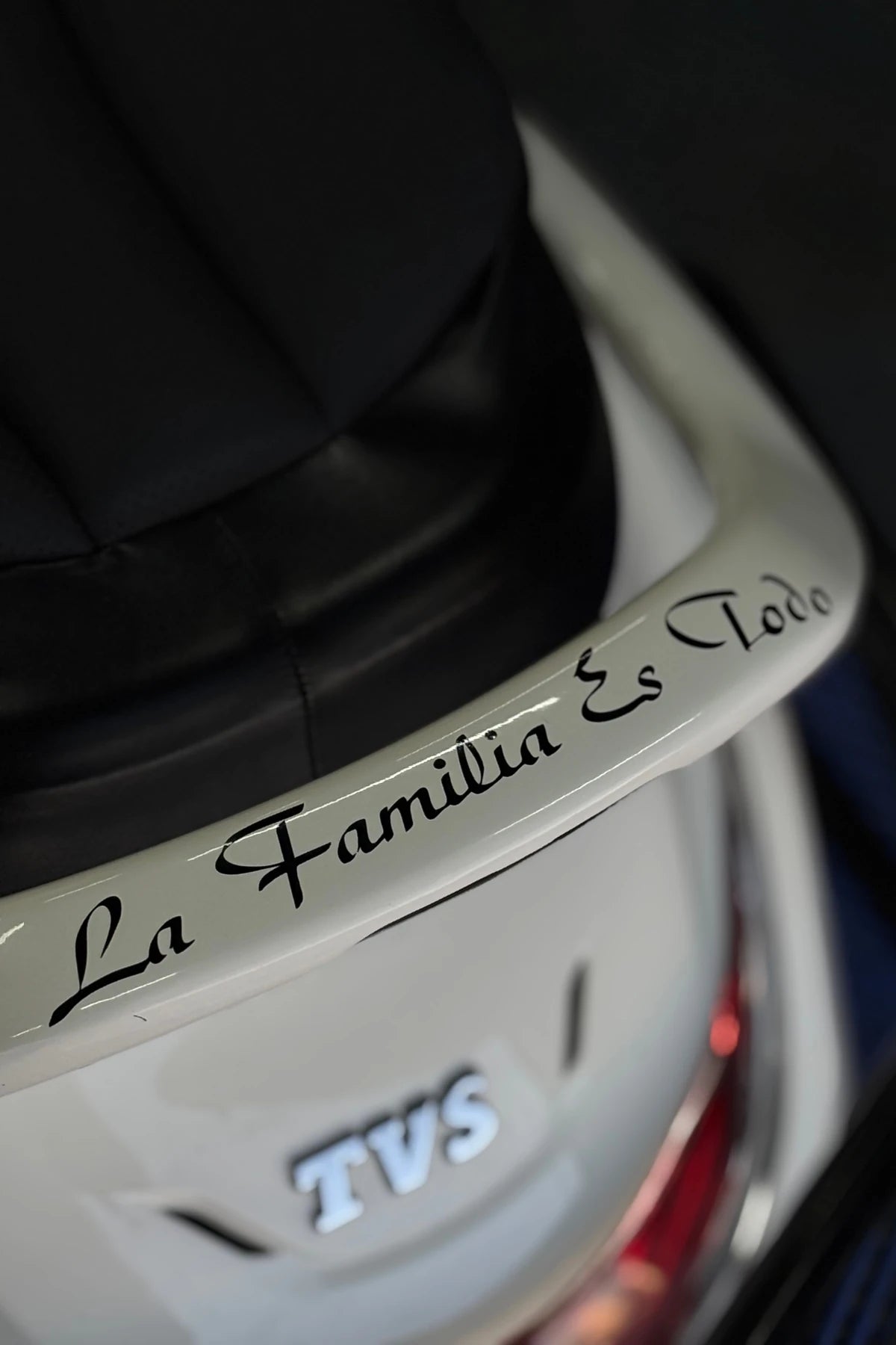 Motor-Kask ve Araba için La Famili Es Todo (Aile Her Şeydir) (20CM)