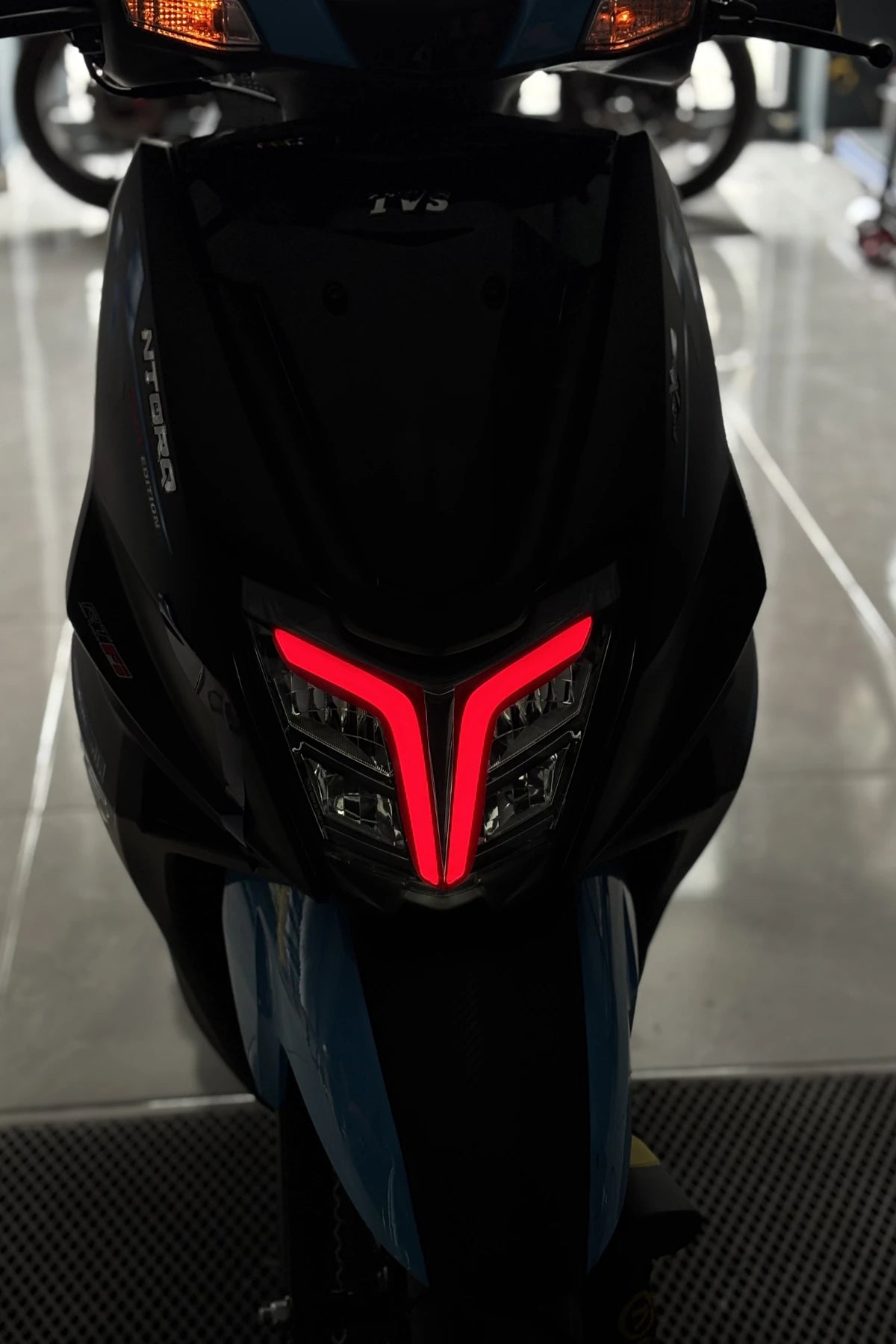 TVS NTORQ için Far Filmi Far Tasarım Sticker Etiket