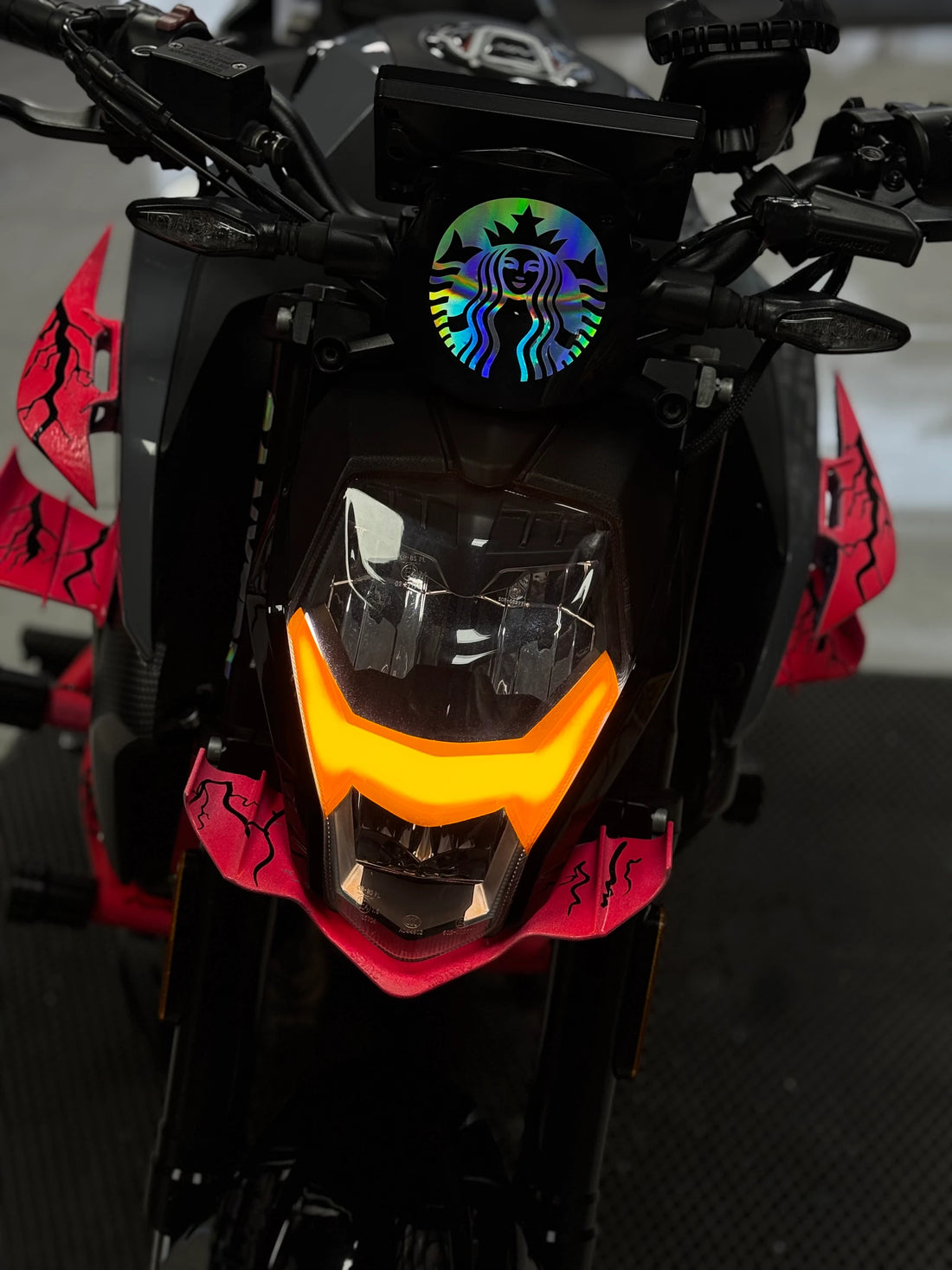 CFMOTO NK250 için Turuncu Renk Far Filmi Far Tasarım Sticker