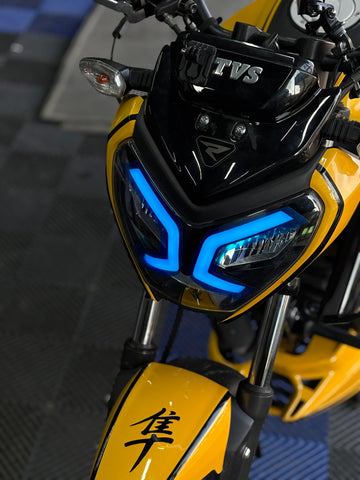 TVS Raider 125 için Açık Mavi Far Filmi Sticker Etiket