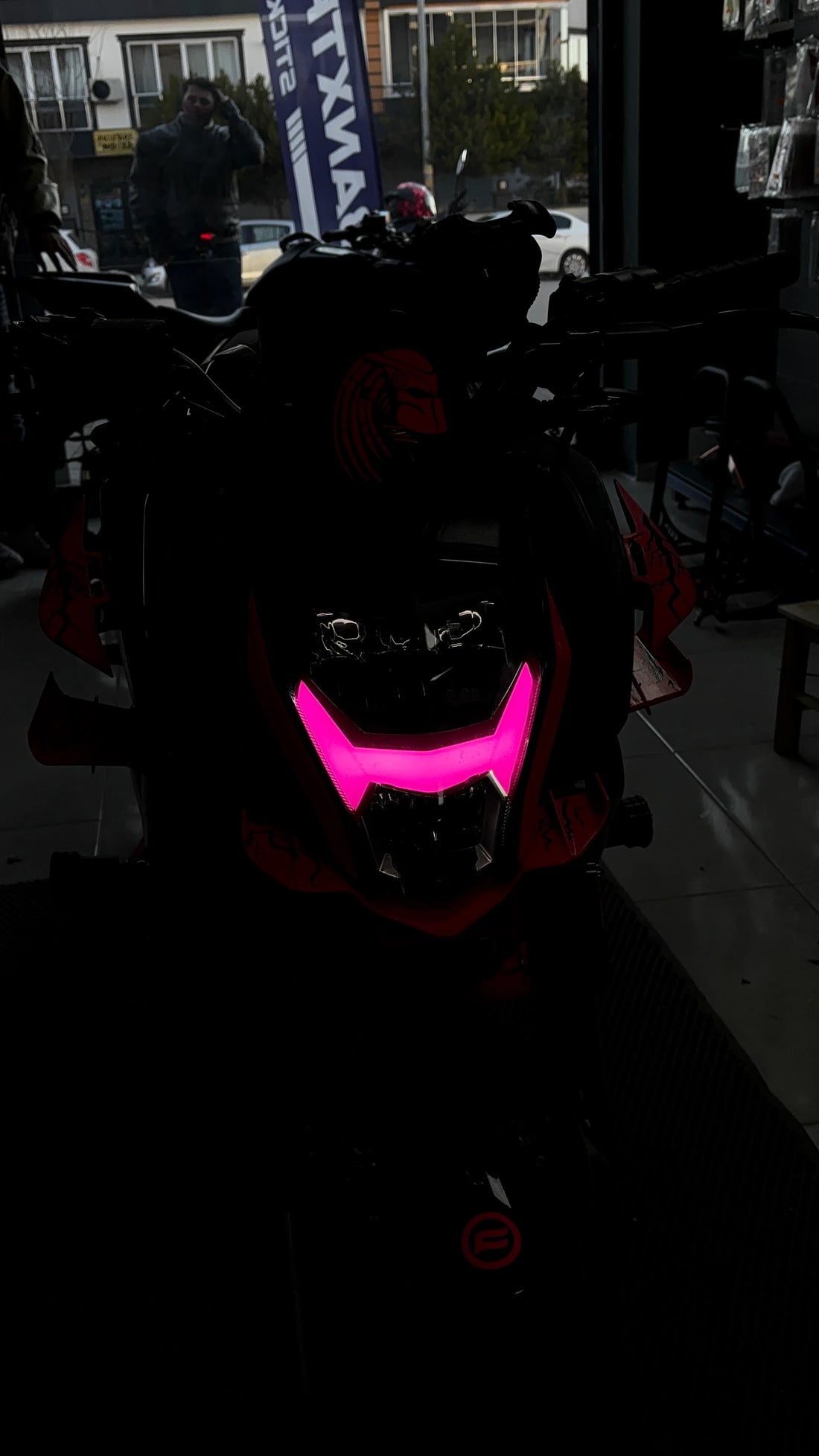 CFMOTO NK250 için Pembe Renk Far Filmi Far Tasarım Sticker