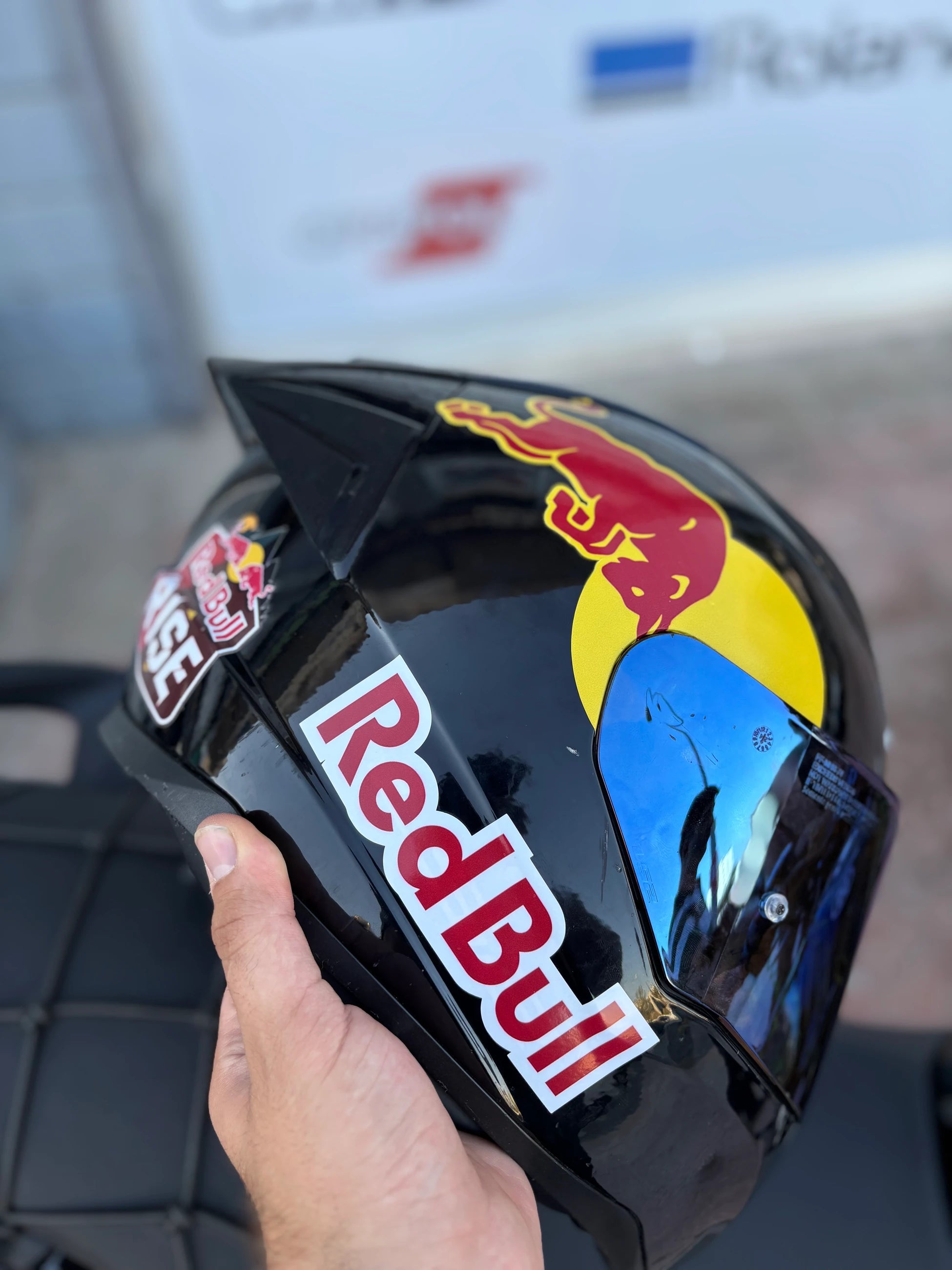 Kask için Redbull Sponsor Sticker Kaplama Seti