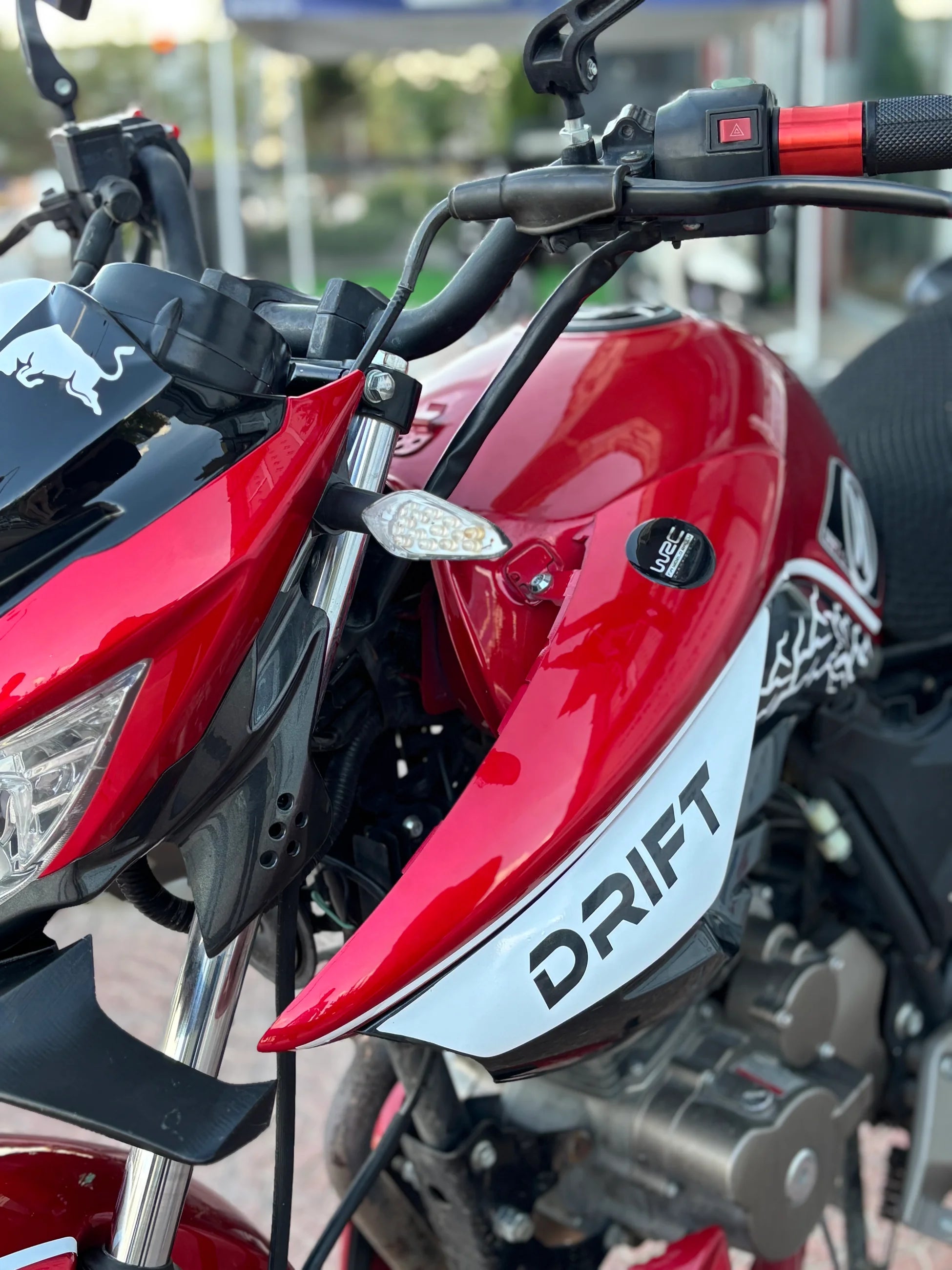 Mondial Drift-L için Yan Grenaj için Drift Yazılı Beyaz Renk Kaplama Sticker