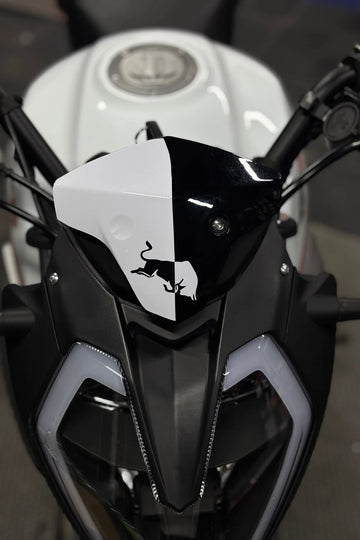 Benelli 125s ve RKS RK125 için Redbull Desenli Beyaz Kafa Detay Sticker