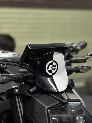 CFMOTO NK250 için Beyaz Renk CF Logolu Sticker Etiket