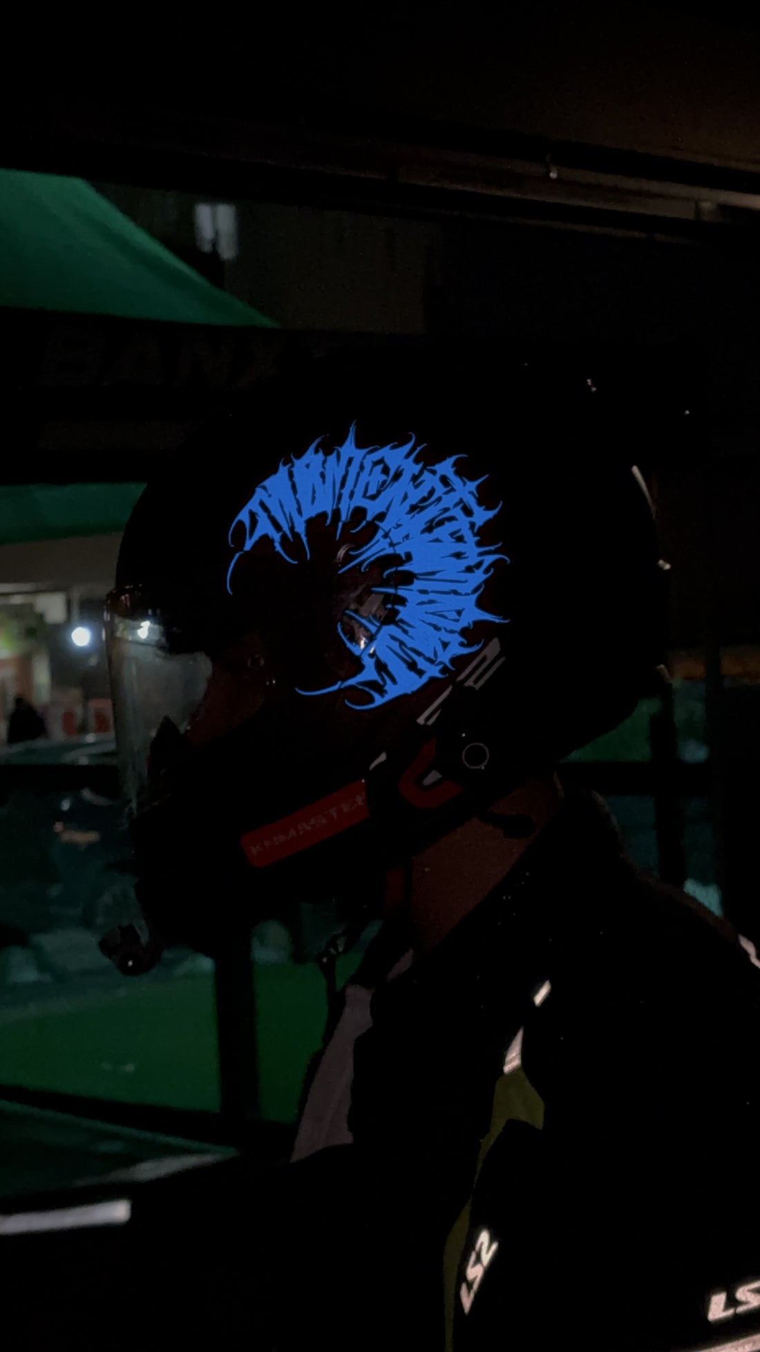 Motosiklet ve Kask için Reflektörlü Flaş ile parlayan Yarım Gotik Tribal Kask Sticker