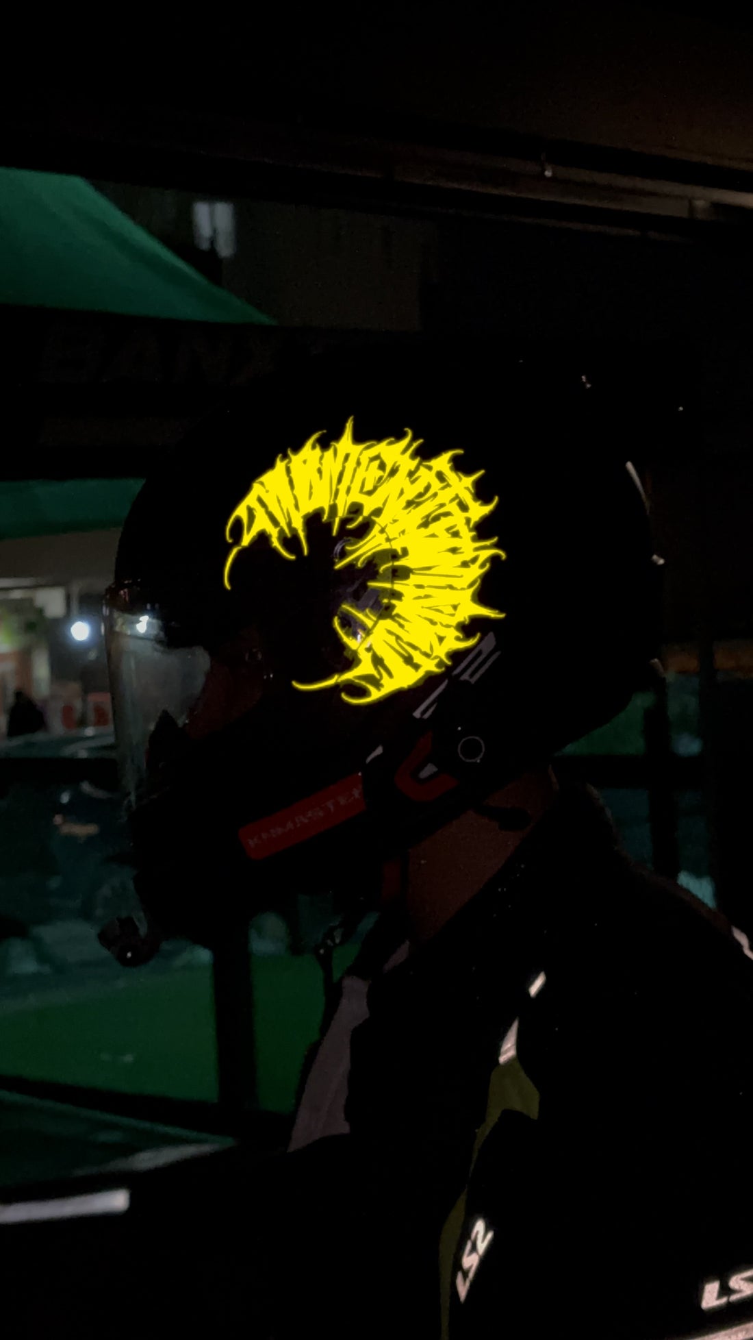 Motosiklet ve Kask için Reflektörlü Flaş ile parlayan Yarım Gotik Tribal Kask Sticker