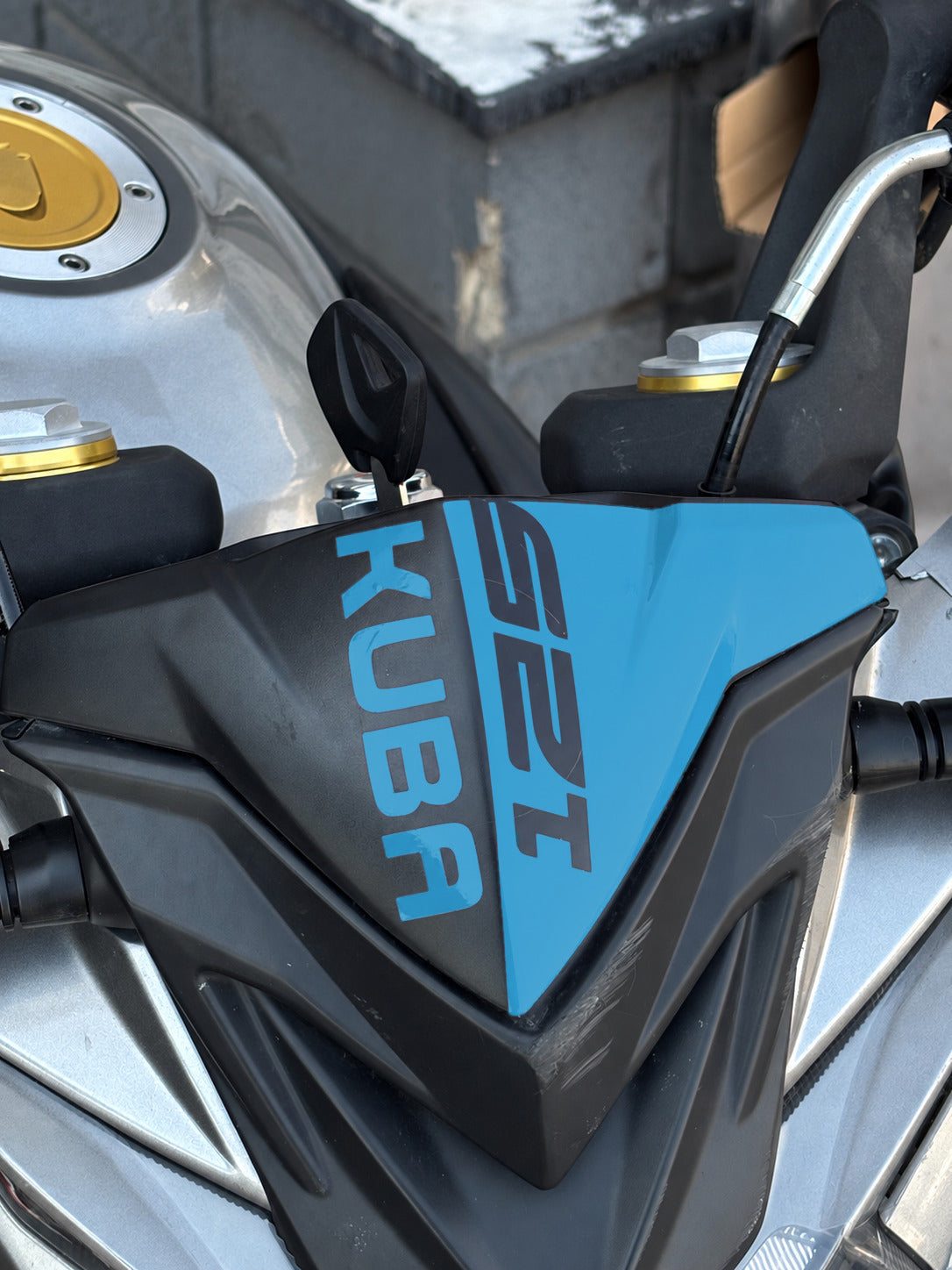 Kuba Terra 125 için Kafa Detay Sticker (1 Adet)