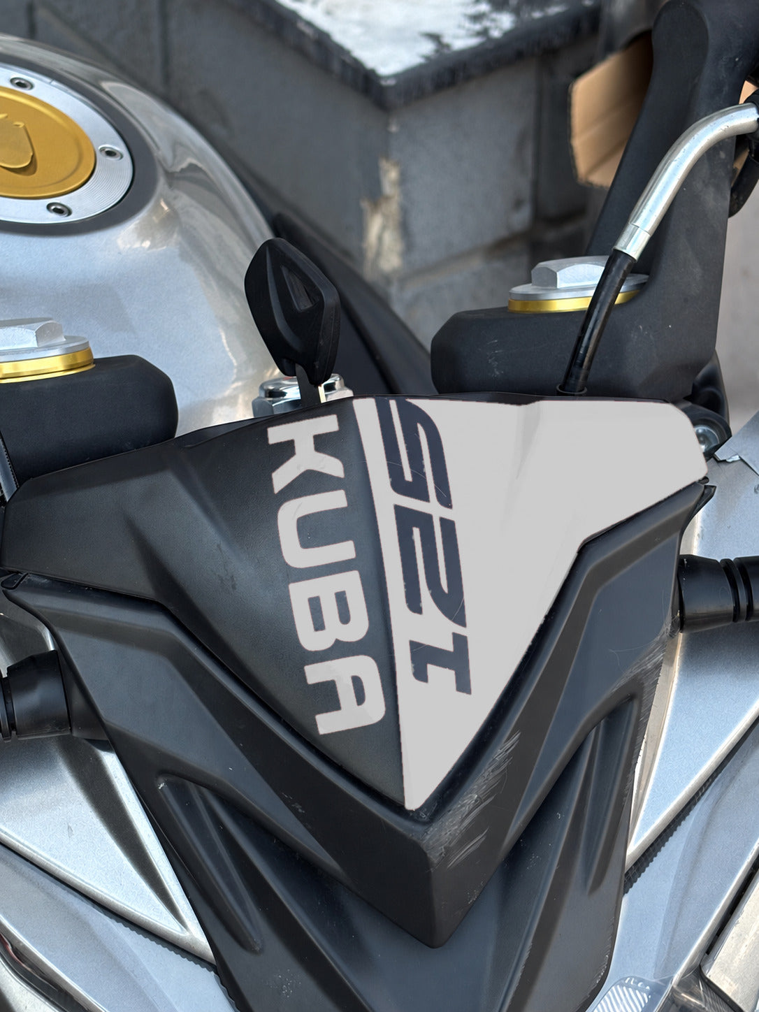 Kuba Terra 125 için Kafa Detay Sticker (1 Adet)