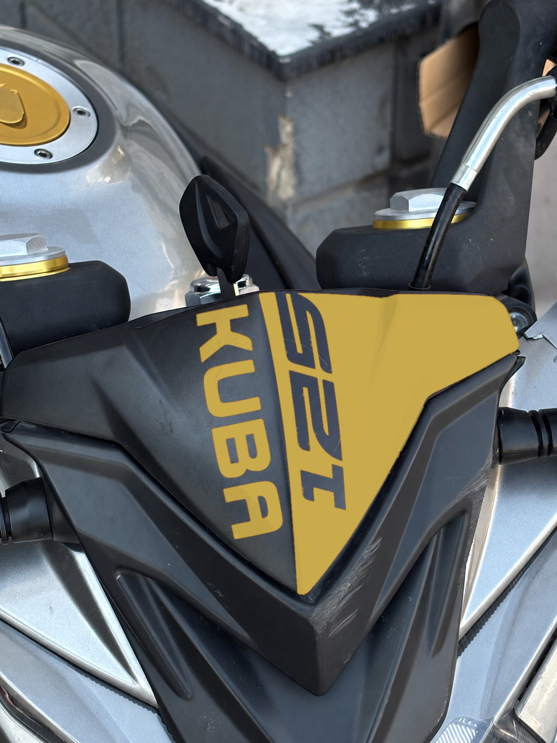 Kuba Terra 125 için Kafa Detay Sticker (1 Adet)