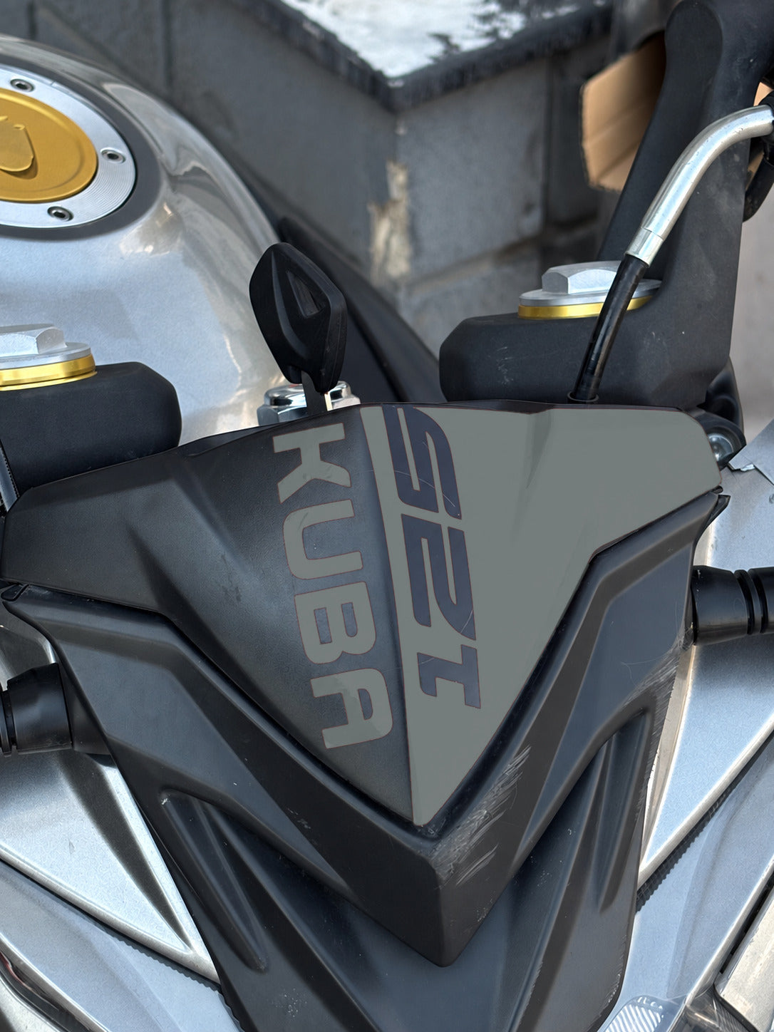 Kuba Terra 125 için Kafa Detay Sticker (1 Adet)