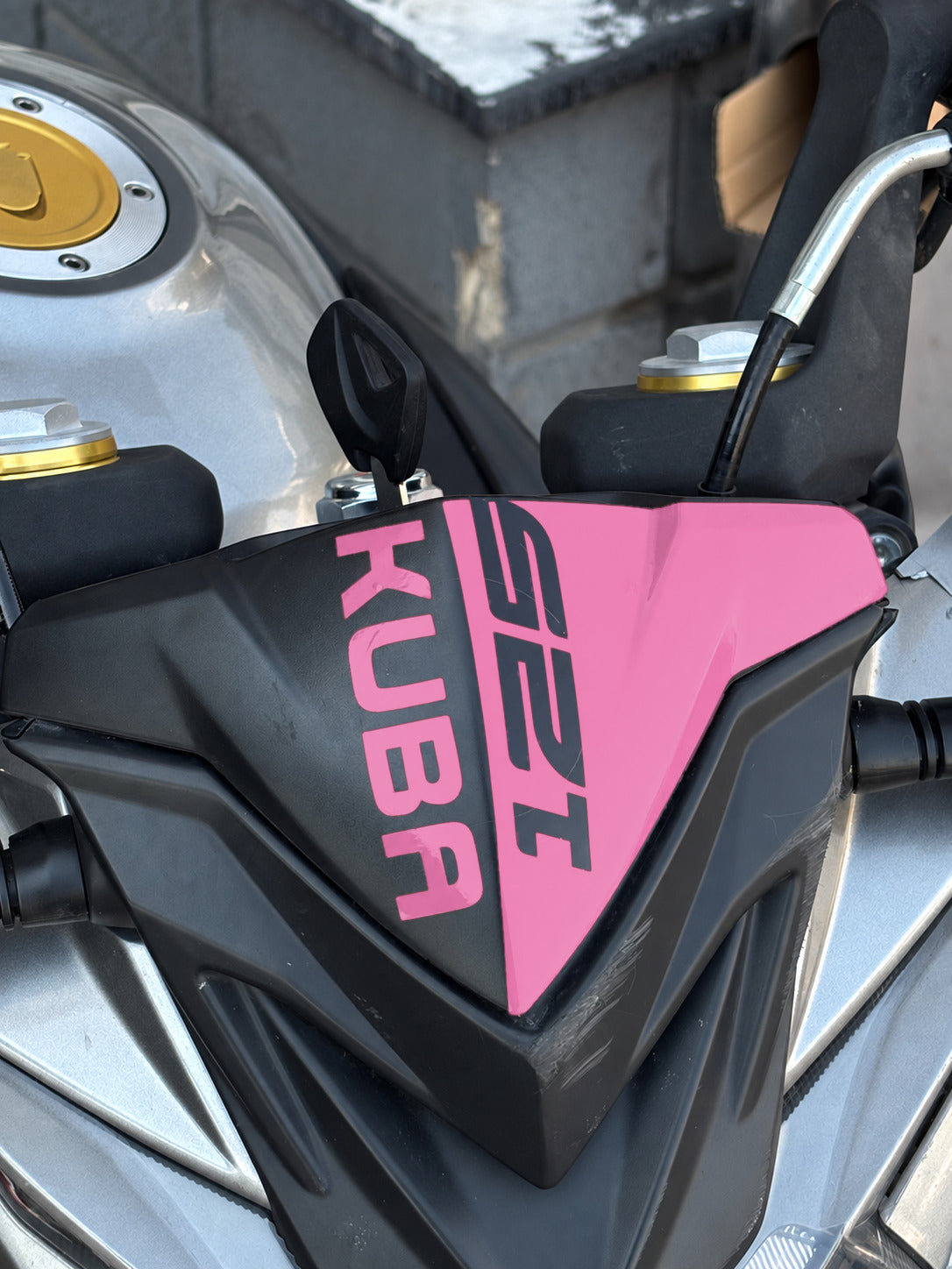Kuba Terra 125 için Kafa Detay Sticker (1 Adet)