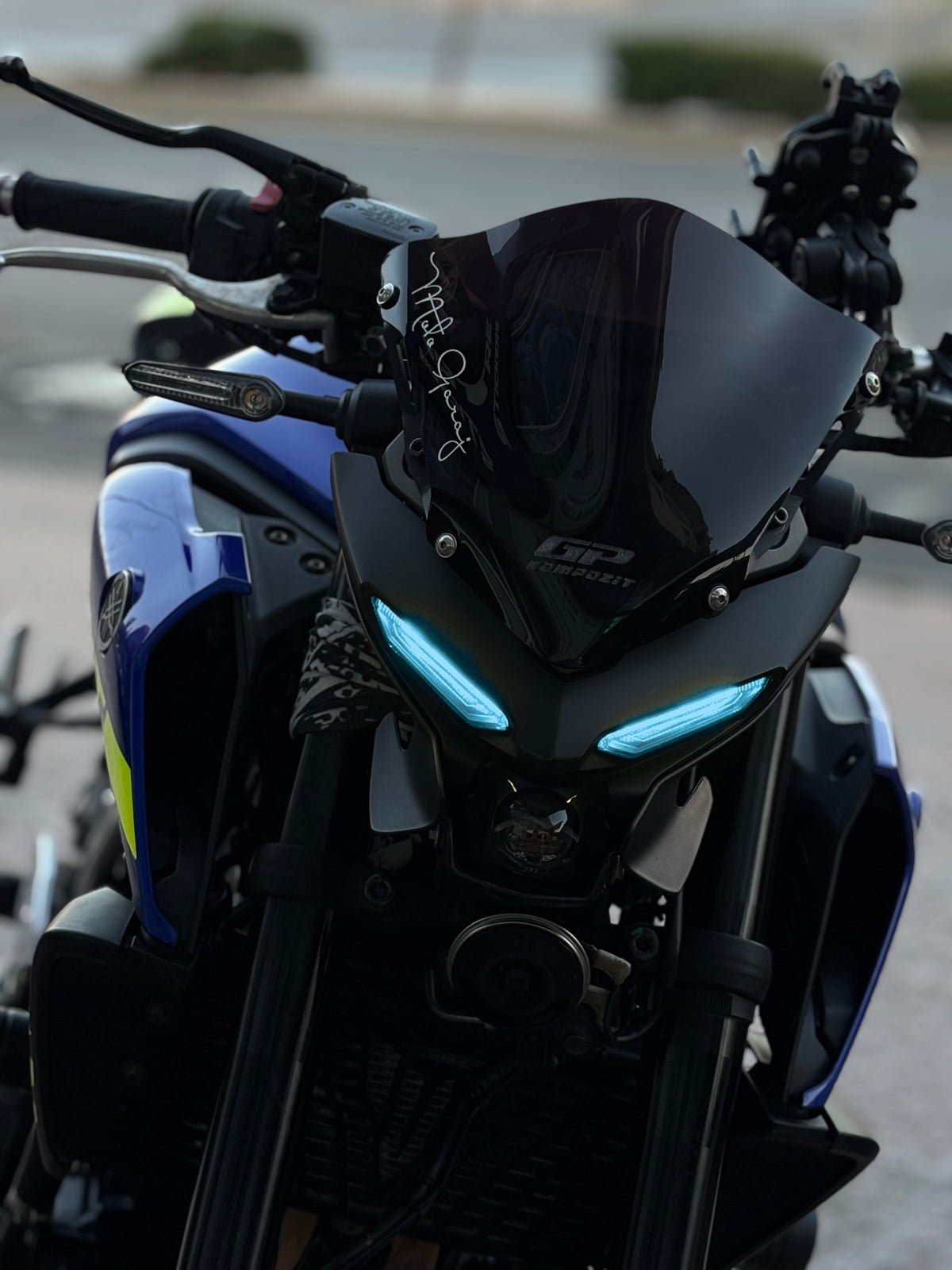 Yamaha MT-25 için Far Renklendirme Hazır Kesim Far Tasarım Far Filmi Sticker (Sağ ve Sol)