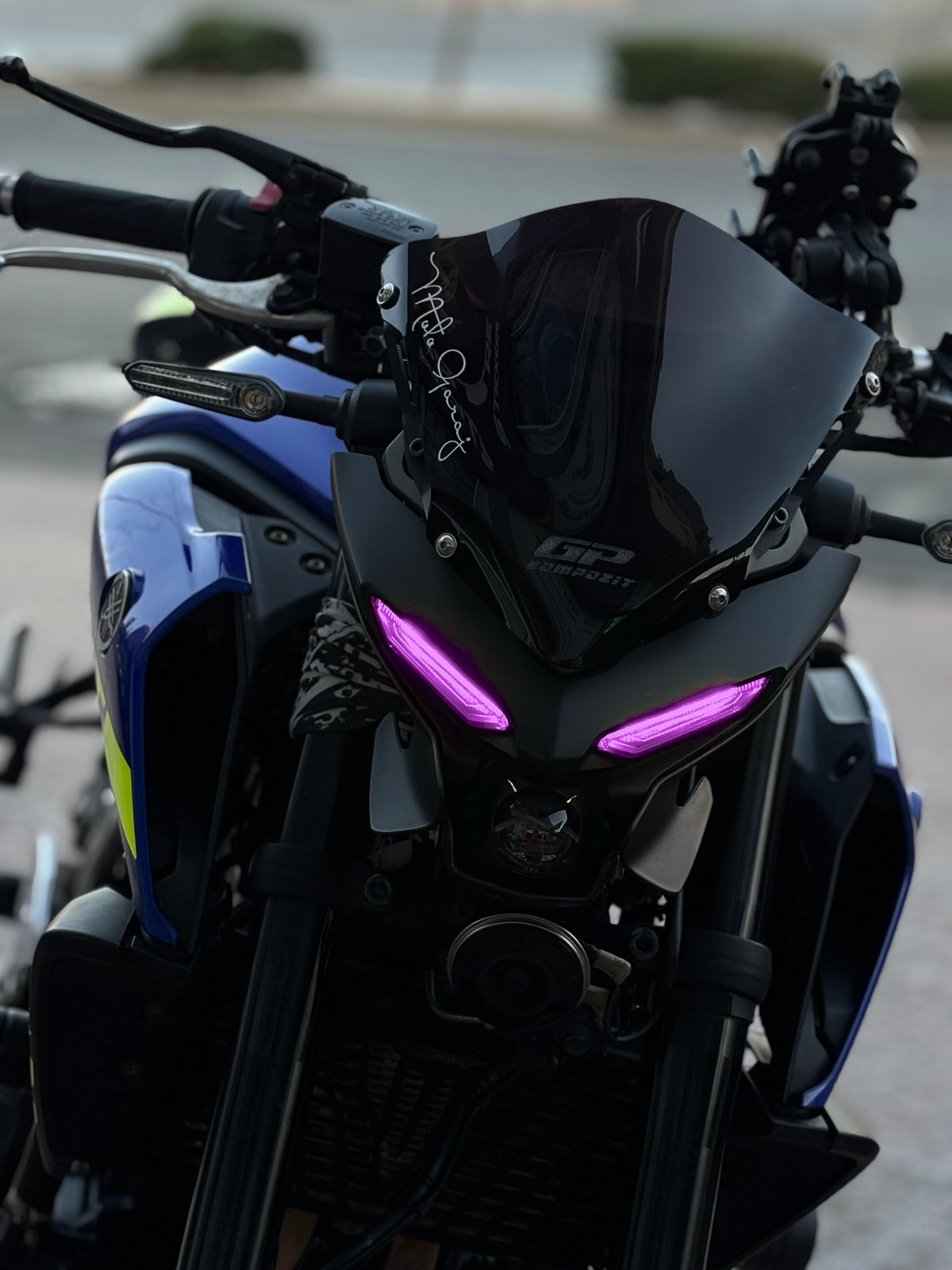 Yamaha MT-25 için Far Renklendirme Hazır Kesim Far Tasarım Far Filmi Sticker (Sağ ve Sol)