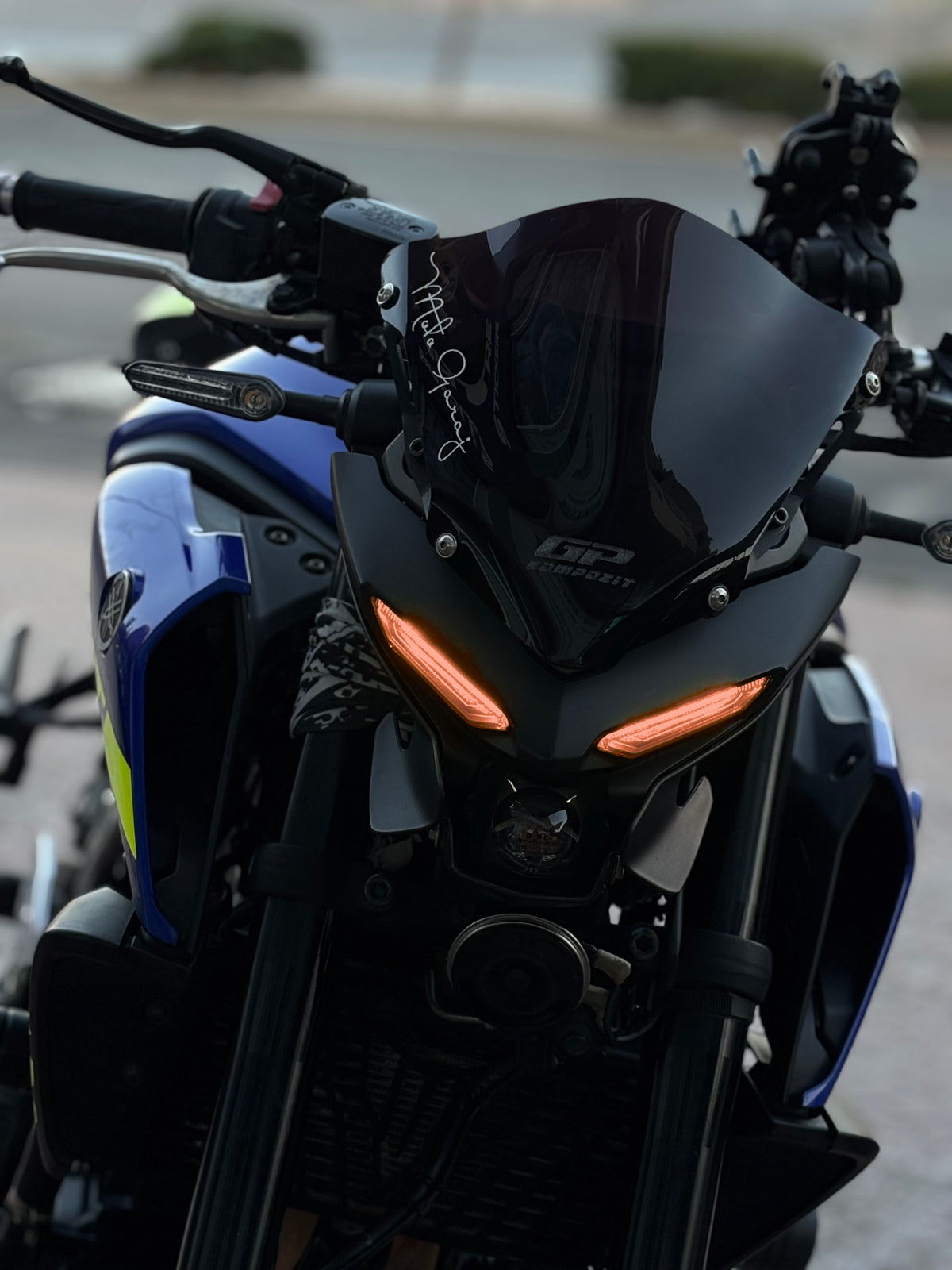 Yamaha MT-25 için Far Renklendirme Hazır Kesim Far Tasarım Far Filmi Sticker (Sağ ve Sol)