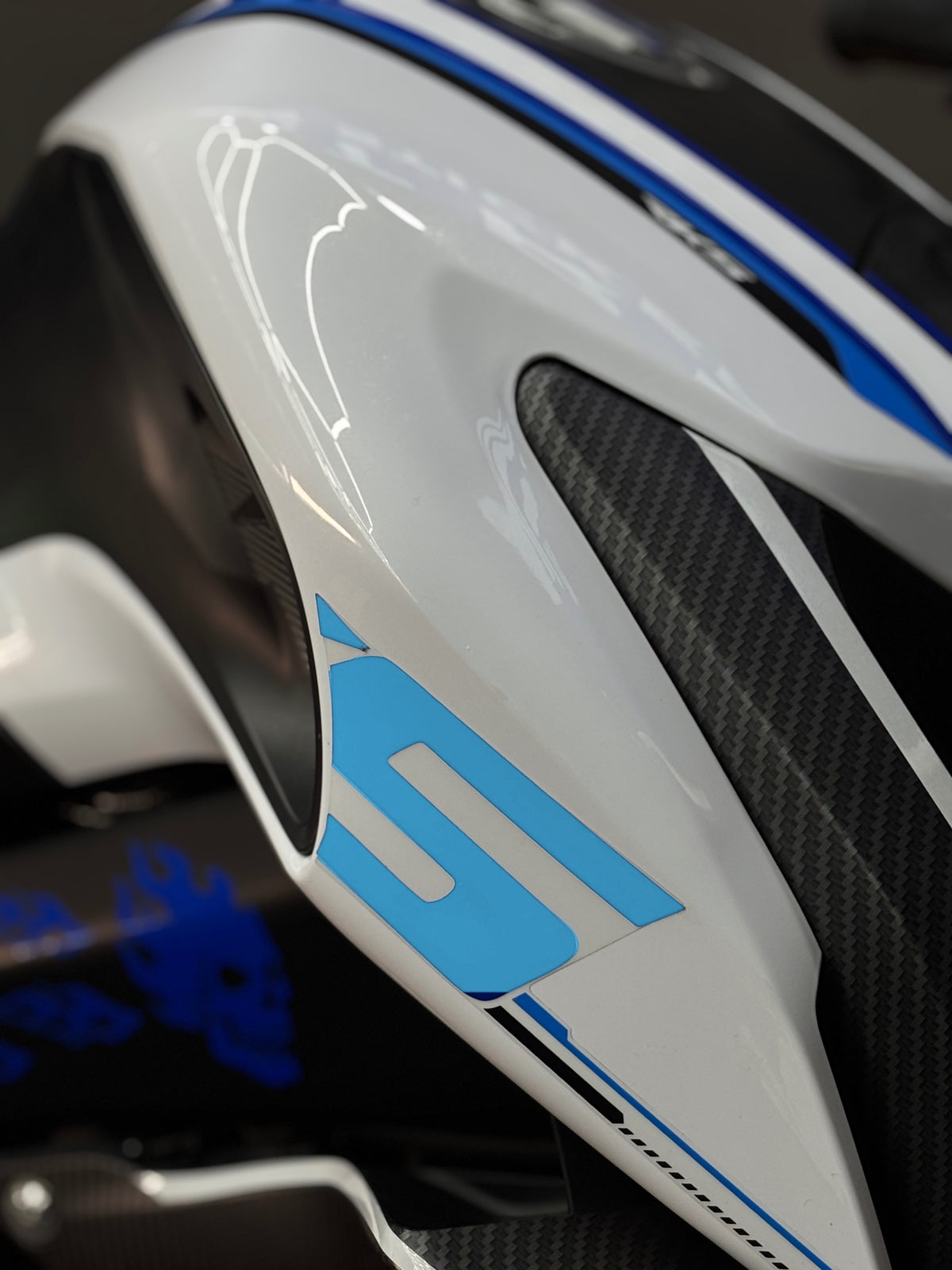 RKS SRK125-S Naked Motosiklet için S ve R Harfleri (Orijinalin Üstüne Tam Kapatır)