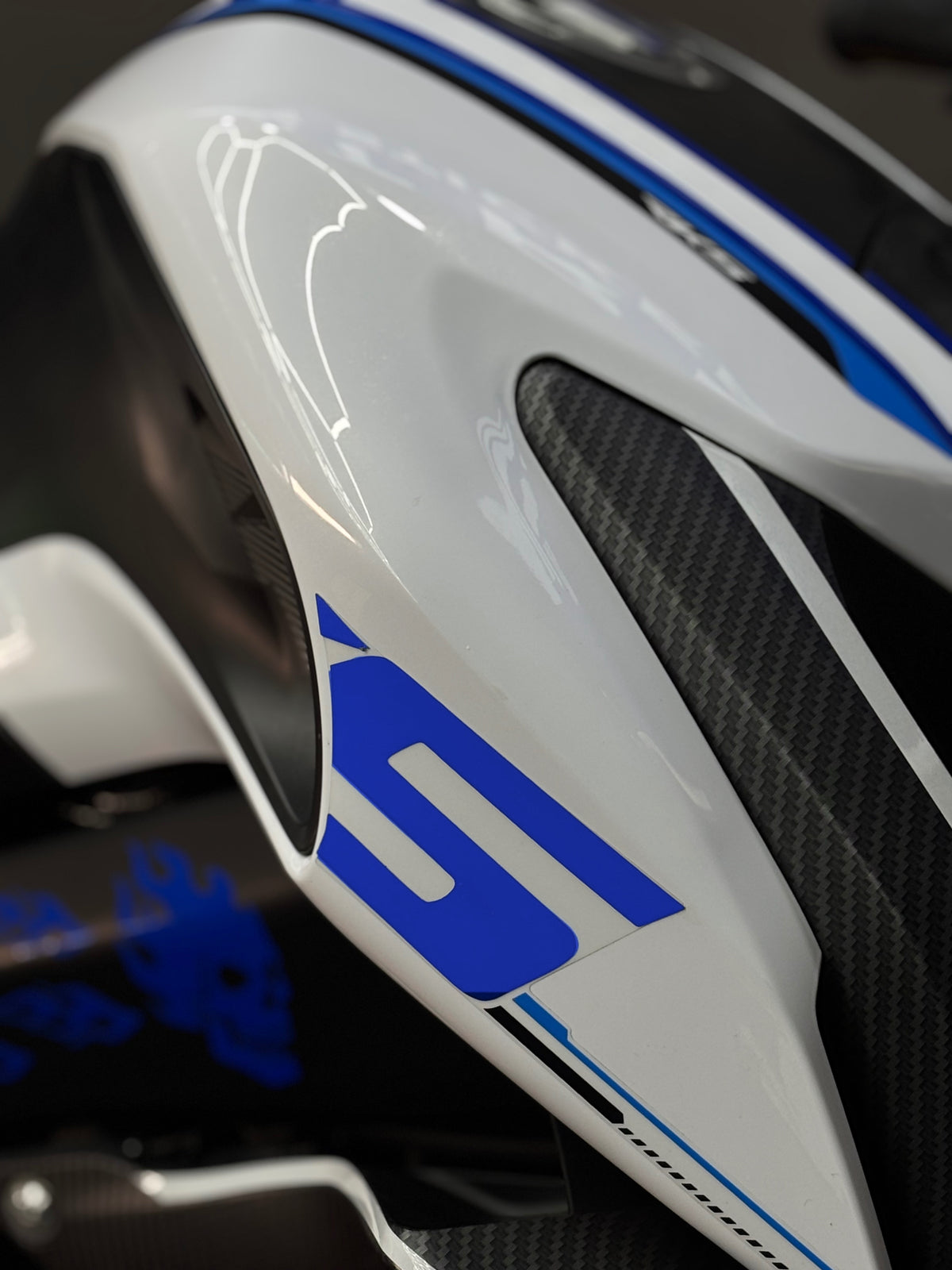 RKS SRK125-S Naked Motosiklet için S ve R Harfleri (Orijinalin Üstüne Tam Kapatır)