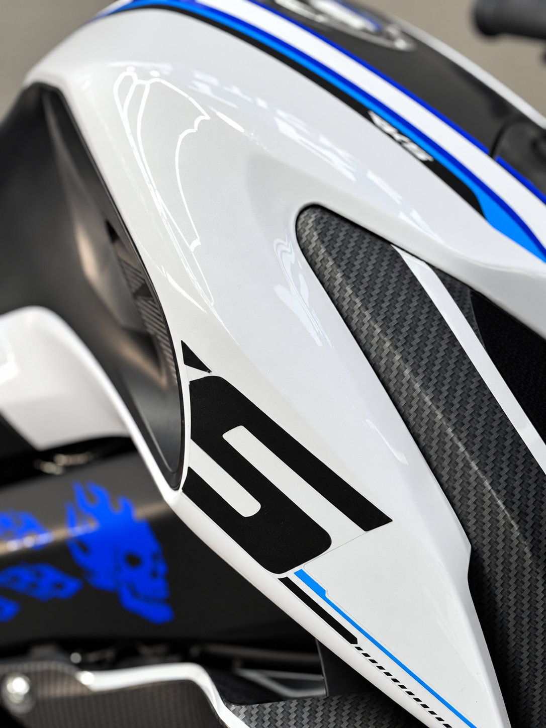 RKS SRK125-S Naked Motosiklet için S ve R Harfleri (Orijinalin Üstüne Tam Kapatır)