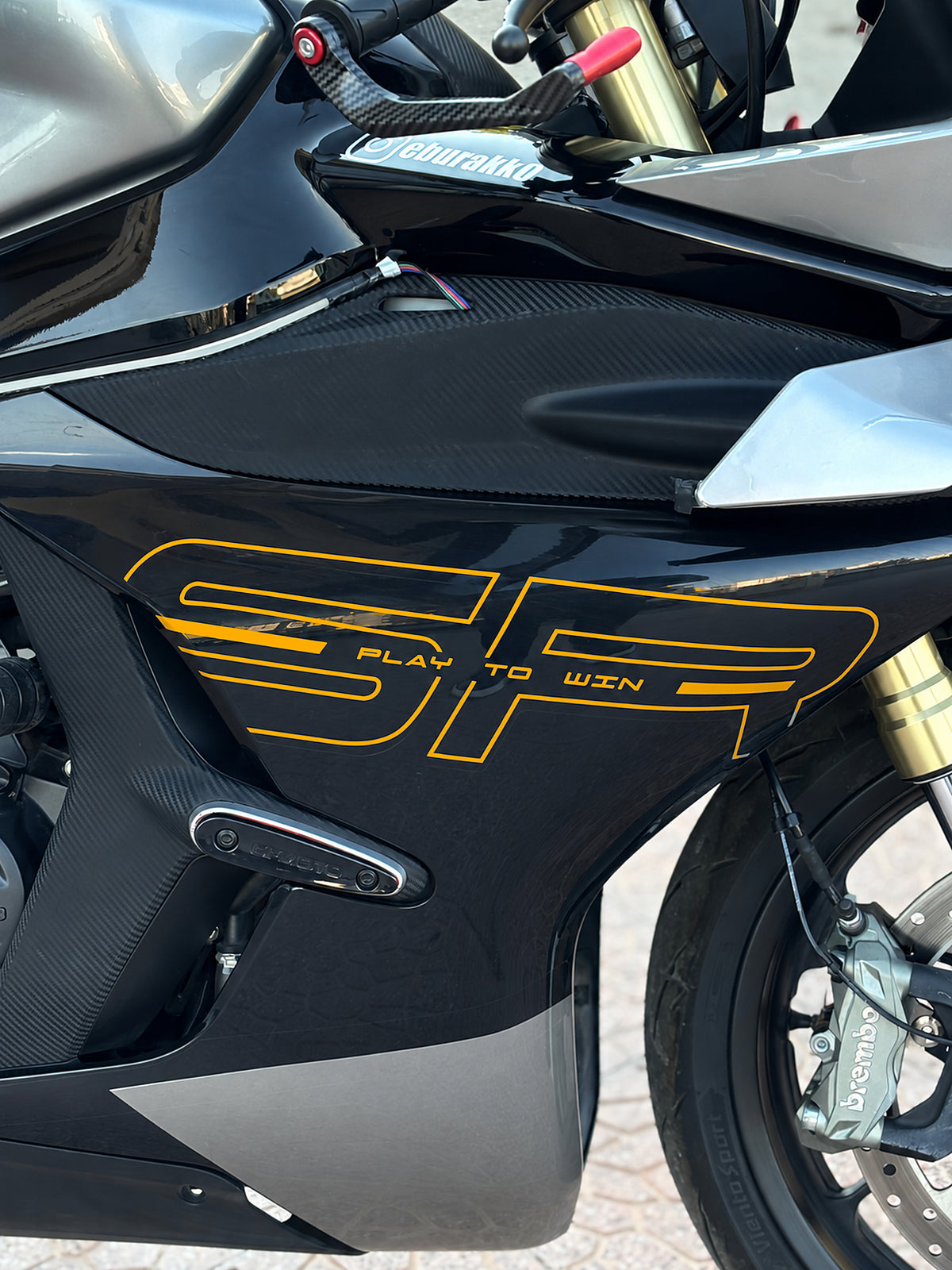 CFMOTO 450SR için Yan Grenajlar için SR Yazıları Sticker Etiket (Sağ ve Sol ) (2 Adet)
